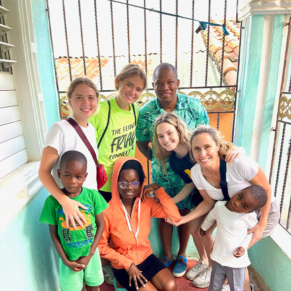 Dominican Republic

Kids Alive
